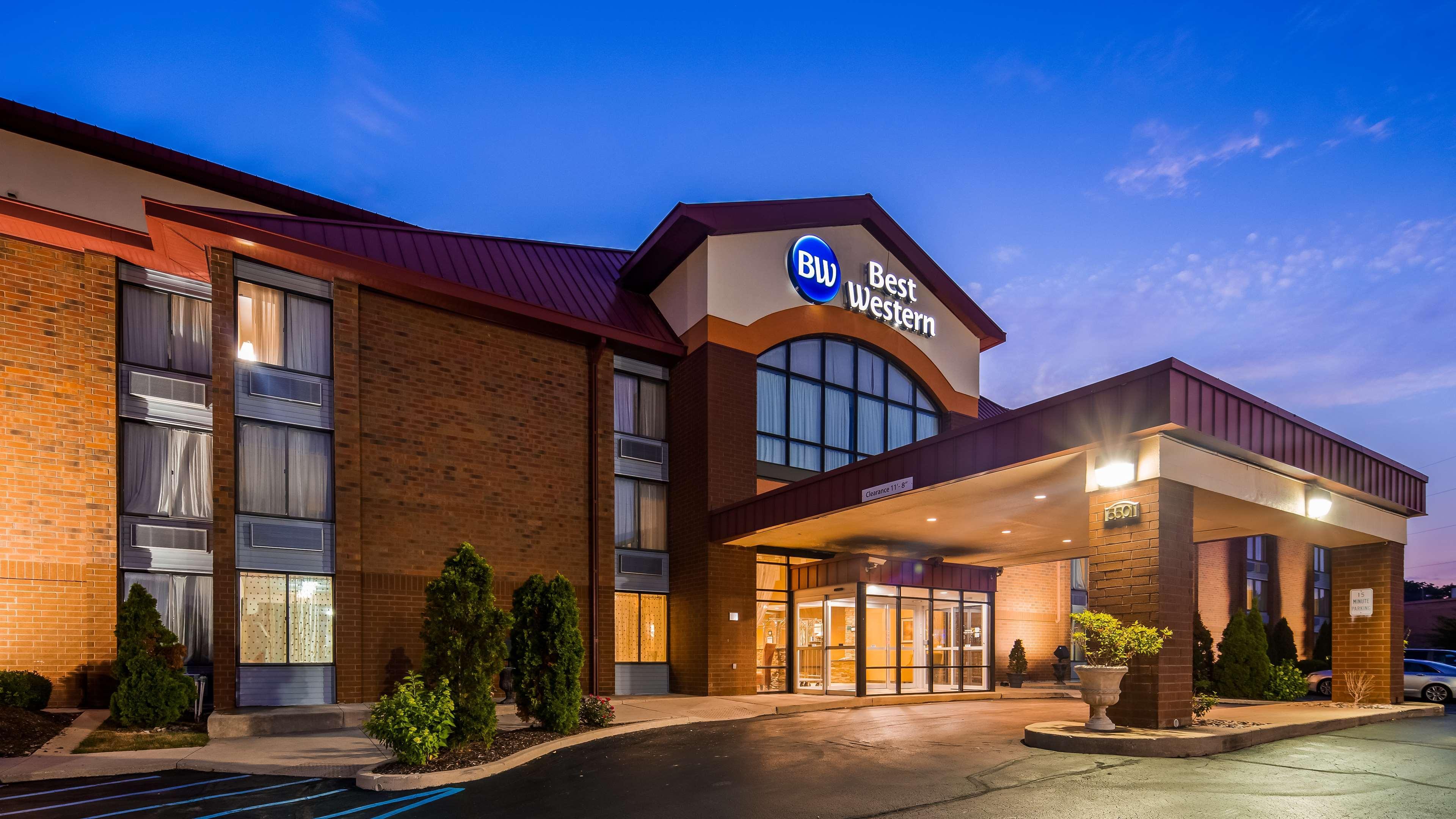 Best Western Luxbury Inn Fort Wayne Exterior foto