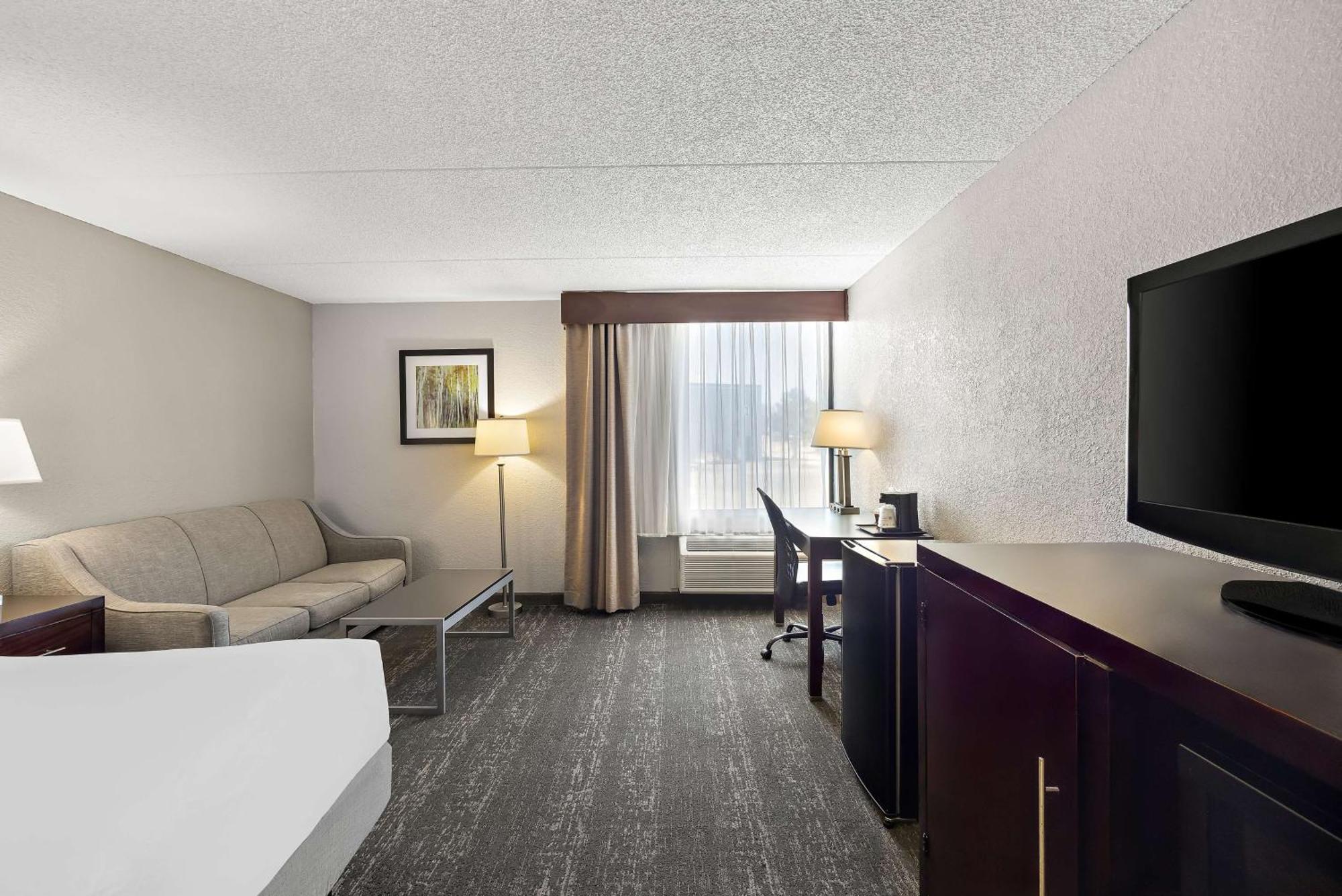 Best Western Luxbury Inn Fort Wayne Exterior foto